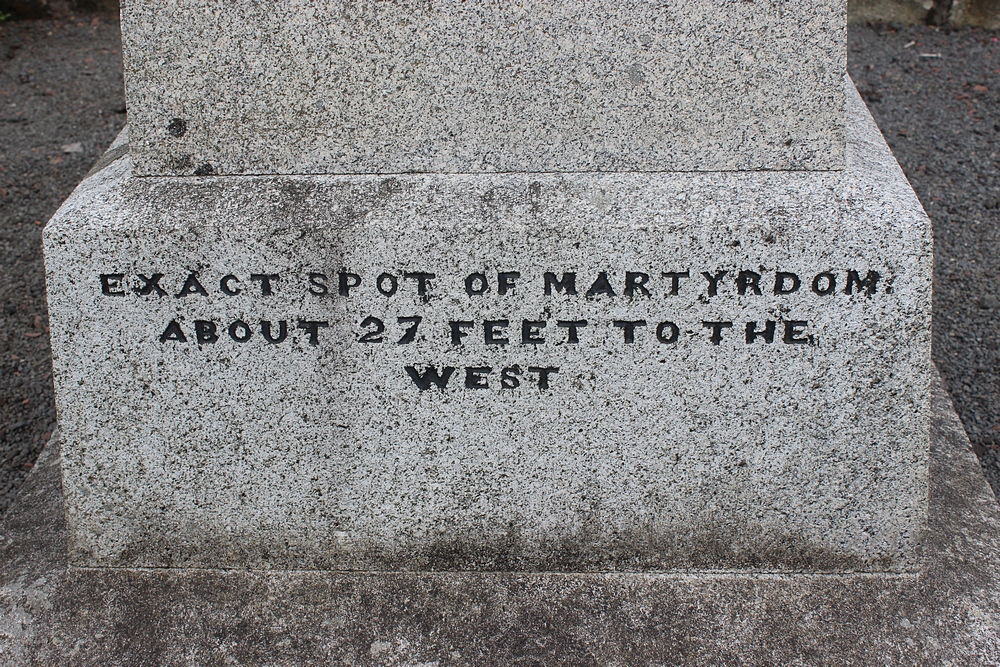 Monument to David Steel 